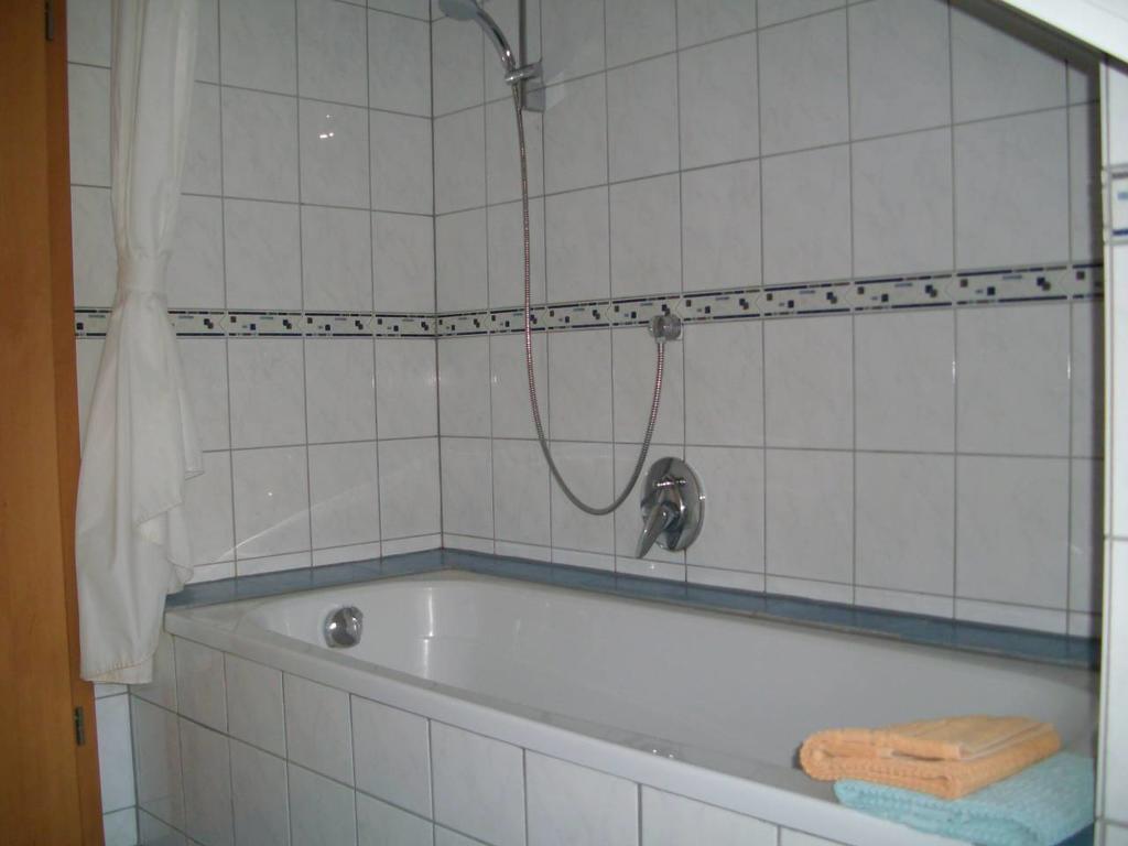 Ferienwohnung Mastiaux Mirbach Esterno foto
